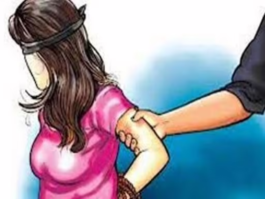 इंदौर में छात्रा से कोचिंग के बाहर छेड़छाड़:साइकिल खड़ी करते समय पीछे से आकर किया बेड टच