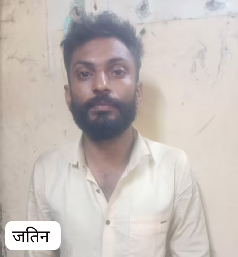 प्रधानमंत्री आवास योजना के नाम से धोखाधड़ी करने वाला 10 हजार का इनामी गुजरात राज्य का शातिर आरोपी क्राईम ब्रांच इंदौर की कार्यवाही में गिरफ्तार।