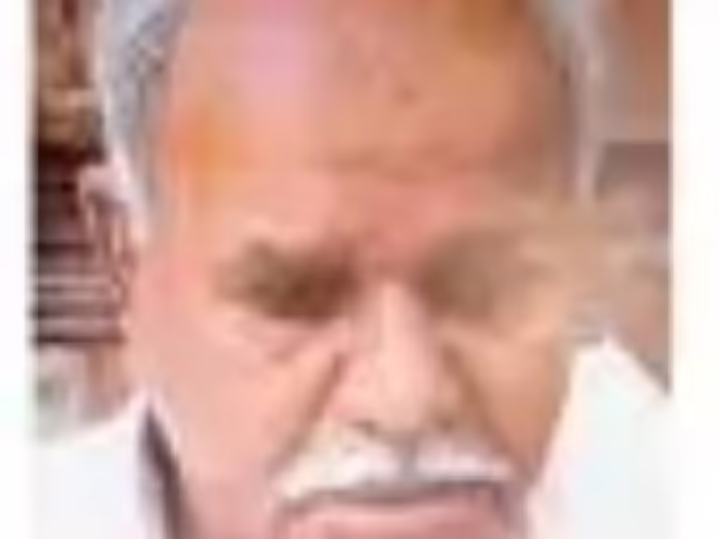 इंदौर में तहसीलदार सहित तीन सस्पेंड:सीमांकन और कब्जे के आवेदन के निराकरण में लापरवाही; जनसुनवाई में किसान ने पिया था एसिड
