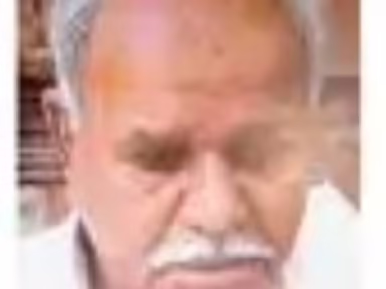 इंदौर में तहसीलदार सहित तीन सस्पेंड:सीमांकन और कब्जे के आवेदन के निराकरण में लापरवाही; जनसुनवाई में किसान ने पिया था एसिड