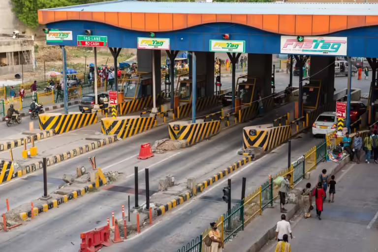 FASTag को लेकर नया नियम, ₹3000 में बनेगा एक साल के लिए पास, 200 यात्राएं