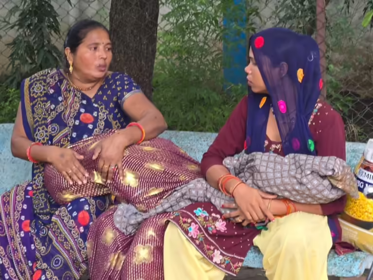 पीथमपुर में दीवार गिरी, दो महीने की बच्ची की मौत:पिता घायल; बारिश के कारण हुआ हादसा