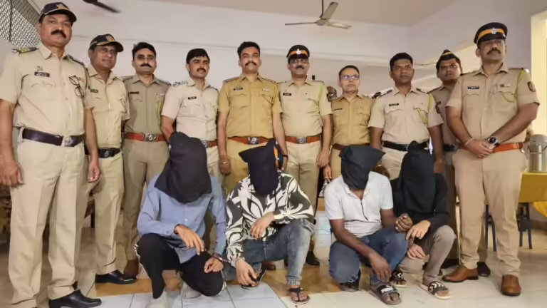 मुंबई पुलिस ने पकड़ी 400 करोड़ रुपये की ड्रग्स की खेप, नशे की फैक्ट्री का भंडाफोड़