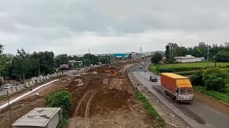 अर्जुन बड़ोद पर सर्विस रोड का एक हिस्से का काम खत्म, ट्रैफिक के लिए मार्ग खोला, रात में आवाजाही अभी बंद