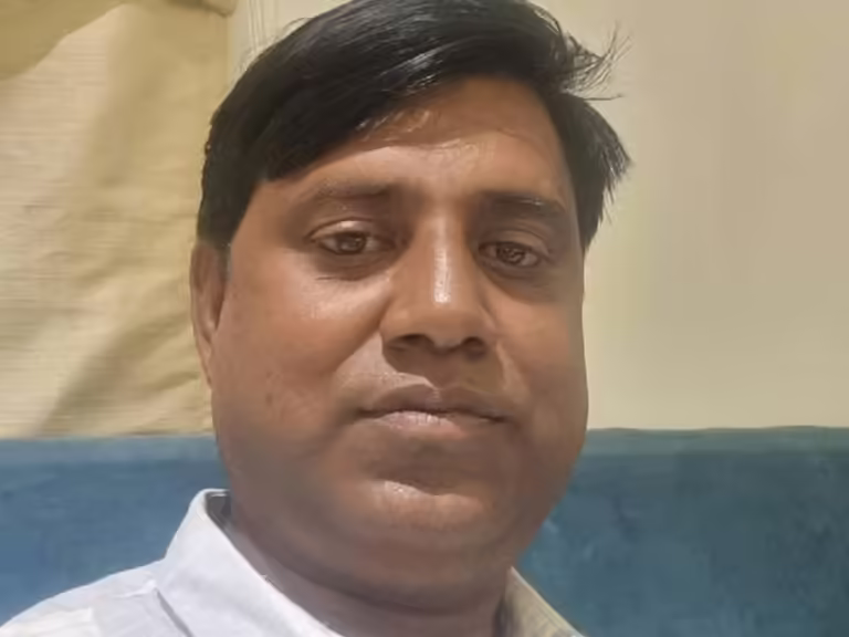 बीमारी से परेशान पुलिसकर्मी ने ट्रेन से कटकर दी जान:कनाड़िया थाने से लाइन में करवा लिया था ट्रांसफर, कुछ देर में आने का कहकर निकले थे