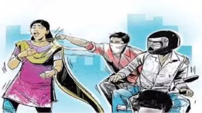 इंदौर में महिला से मारपीट कर सोने की चेन लूटने वाले युवक-युवती रंगेहाथ गिरफ्तार