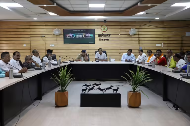 हर घर तिरंगा – हर घर स्वच्छता अभियान अंतर्गत गाँवों में निकली तिरंगा यात्राएँ।