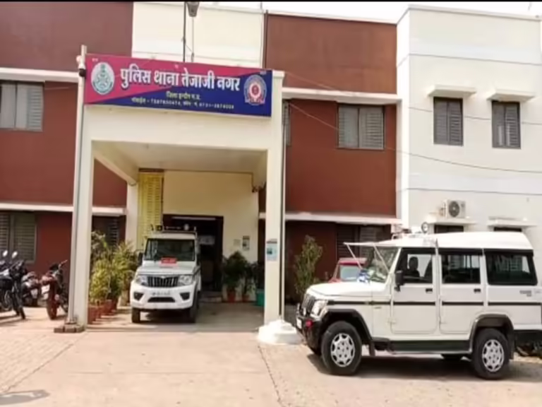 इंदौर में दामाद ने ससुर और साली से की मारपीट:पत्नी का बिना पूछे इलाज कराए जाने की बात से था नाराज; केस दर्ज