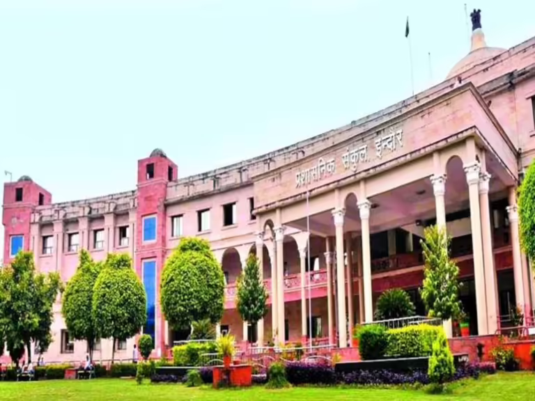 सड़क सुरक्षा समिति के अनुमोदन के बगैर स्पीड ब्रेकर बनाये जाने पर संबंधित एजेंसी और इंजीनियर पर होगी कार्रवाई.