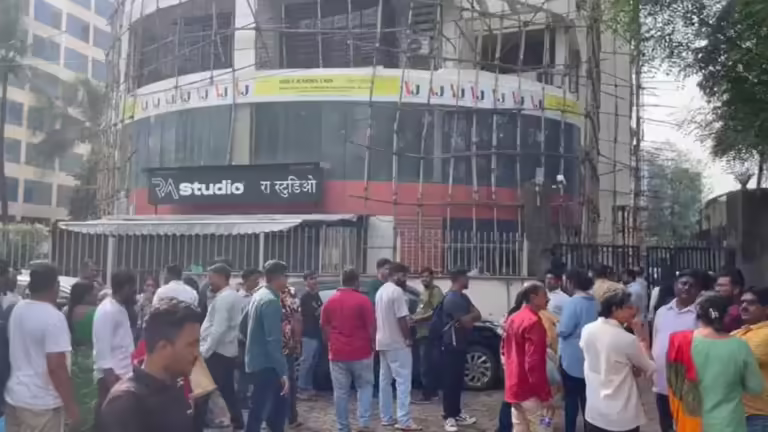 मुंबई में 15-20 बच्चों को बंधक बनाने वाला पकड़ा गया, ऑडिशन के नाम पर बुलाकर किया था किडनैप