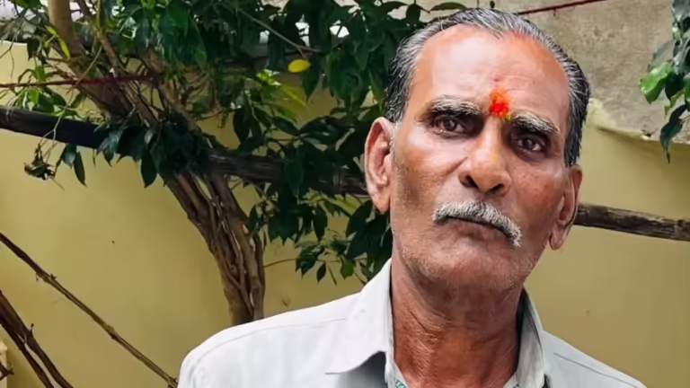 Indore में अंतिम यात्रा की चल रही थी तैयारी, अचानक धड़कने लगा दिल, लौट आईं 70 साल के बुजुर्ग की सांसें