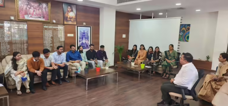 कलेक्टर श्री वर्मा से मिले नए प्रशिक्षु डिप्टी कलेक्टरकलेक्टर कार्यालय में देखी जनसुनवाई