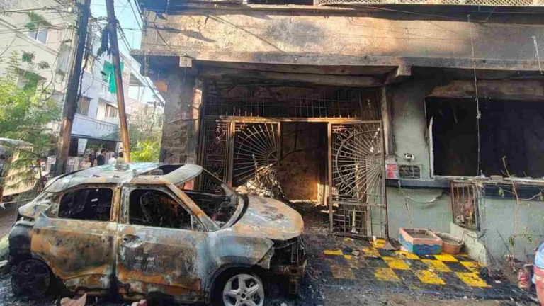 इंदौर अग्निकांड: 8 साल के तनय का धड़ अब भी लापता, पुलिस ने जब्त किए ब्लास्ट में फटी टंकी के टुकड़े