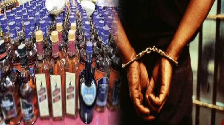 शराब तस्करों ने की वारदात, 7 लाख की शराब जब्त:सांवेर में शराब पकड़ने गए पुलिस दल पर हमला, TI समेत 3 घायल