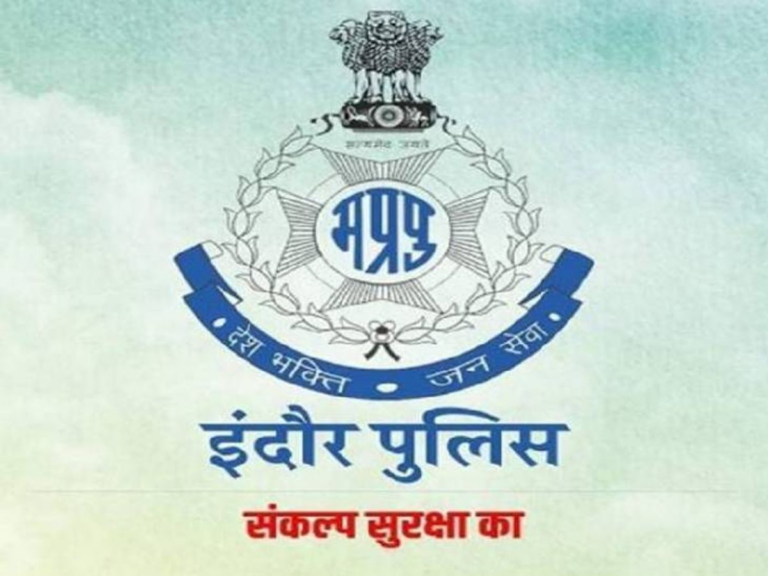 6 घंटे में मिले गुम हुए दो नाबालिग भाई:इंदौर में चमेली देवी कॉलेज के पास से पुलिस ने बरामद किया, परिवार को सौंपा