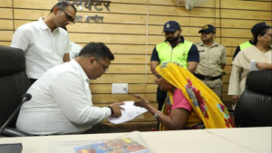 कलेक्टर कार्यालय में सम्पन्न हुई जनसुनवाई