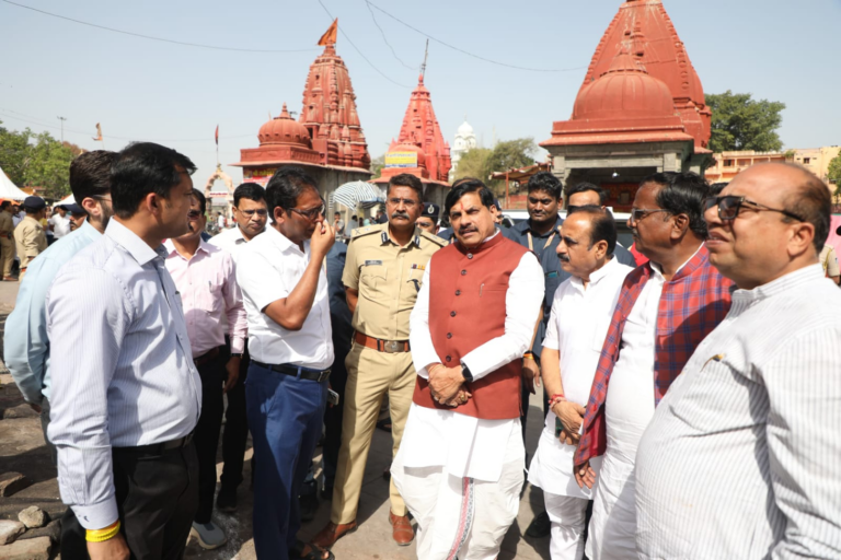 उज्जैन के नागरिक चौड़ीकरण कार्यों में सहयोग प्रदान कर देश के लिए एक नई मिसाल बन रहे है-मुख्यमंत्री डॉ यादव
