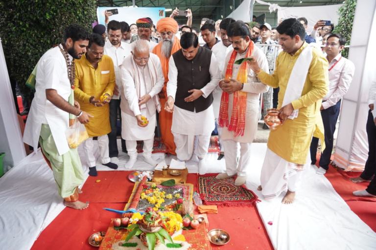 उज्जैन-सांवेर-इंदौर क्षेत्र के विकास का नया पर्याय बनेगा फोरलेन ग्रीनफील्ड कॉरीडोर : मुख्यमंत्री डॉ. यादव