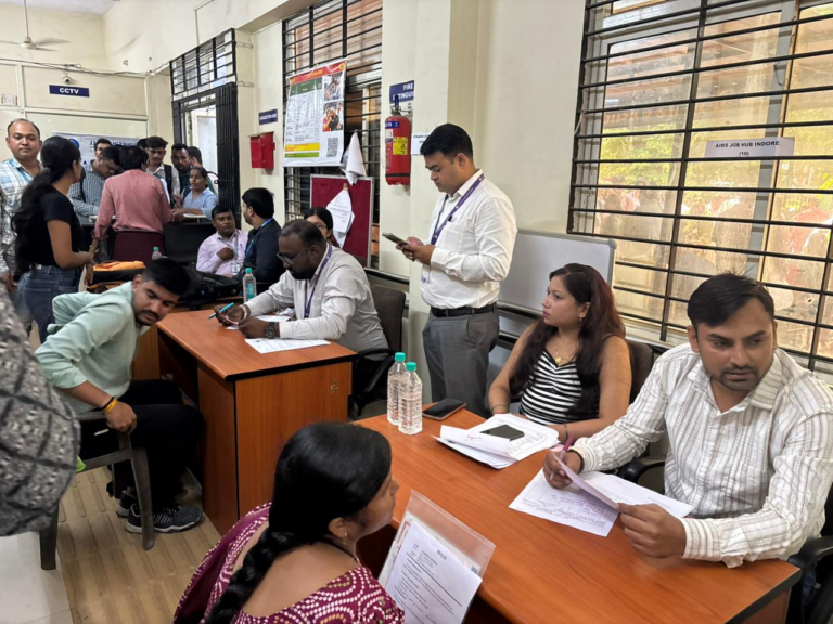 रोजगार मेले का सफल आयोजन