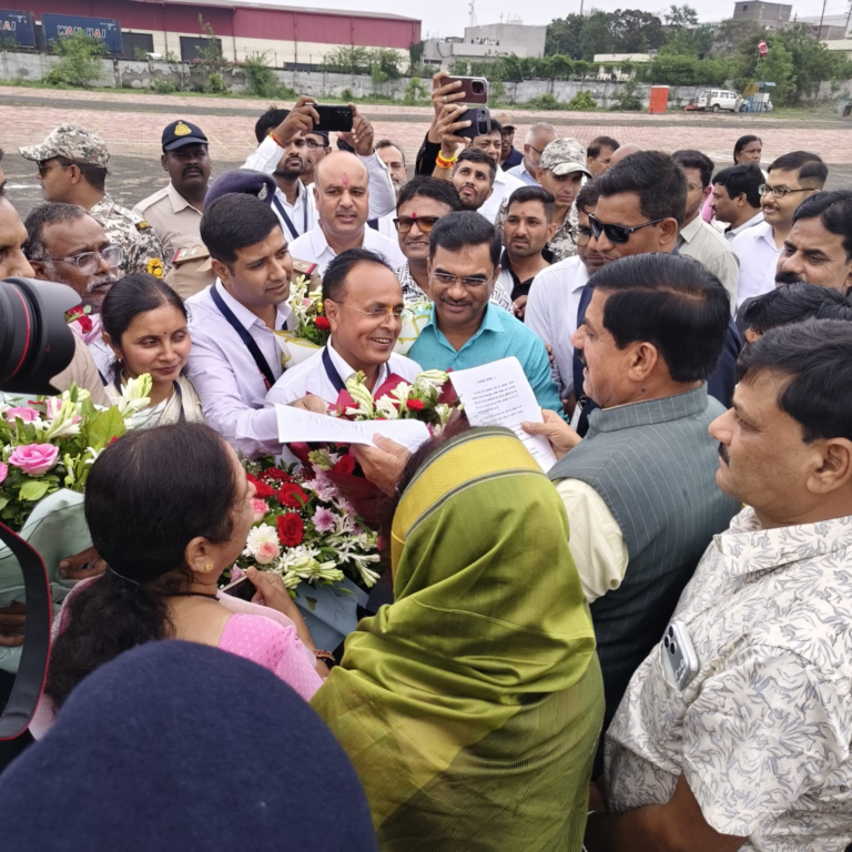 पदोन्नति की शुरुआत होने पर मुख्यमंत्री डॉ. मोहन यादव का कनिष्ठ सेवा संघ ने किया स्वागत और माना आभार