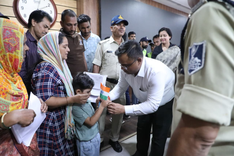 जनसुनवाई बनी विश्वास का केंद्र, हर जरूरतमंद तक पहुंची रही प्रशासन की संवेदनशील पहल