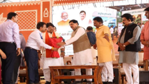 पदोन्नति मिलने पर अधिकारियों- कर्मचारियों ने मुख्यमंत्री डॉ. यादव के प्रति जताया आभार- किया स्वागत