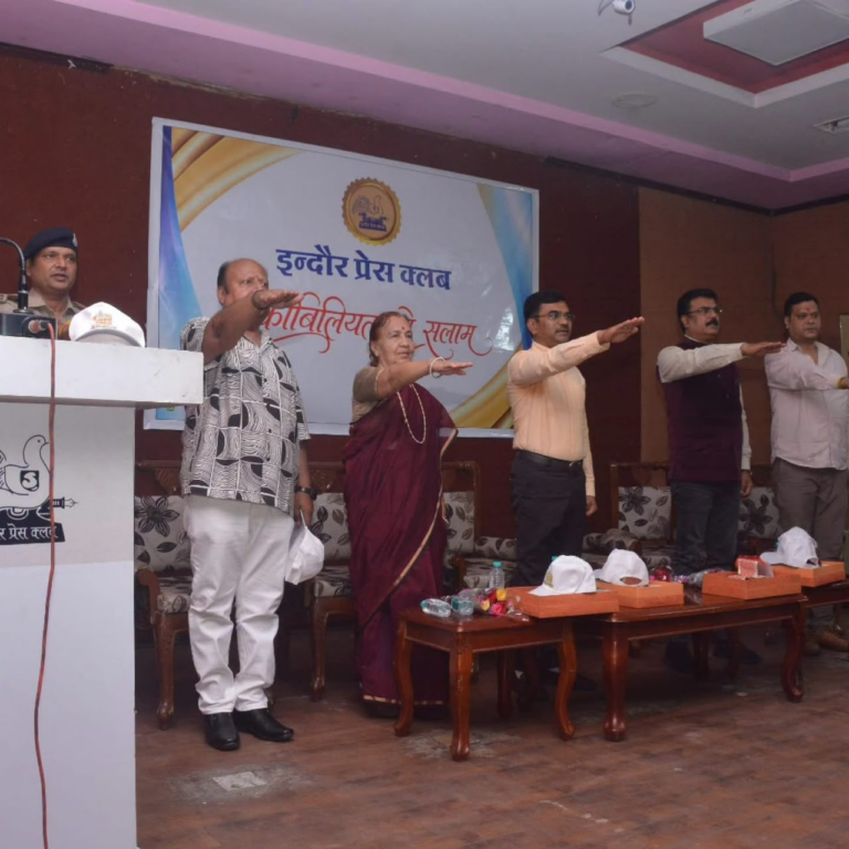 प्रेस क्लब में बच्चों और अभिभावकों ने नशे से दूर रहने की ली शपथ