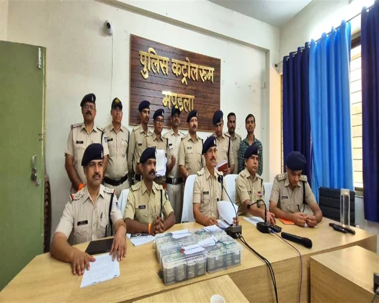निवेश के नाम पर राशि दोगुनी करने का झांसा देकर धोखाधड़ी करने वाले 6 आरोपी गिरफ्तार