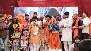 नवरात्रि में बाबा बाल हनुमान सेवा समिति का भव्य कन्या पाद पूजन का आयोजन