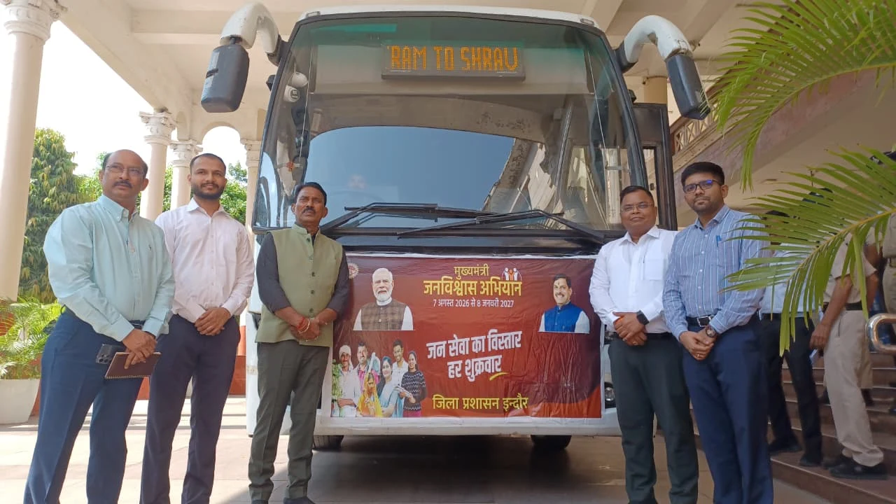 सांवेर में विशाल शिविर सम्पन्न- मंत्री श्री सिलावट और कलेक्टर श्री वर्मा ने नागरिकों से रूबरू होकर सुनी उनकी समस्याएं और किया हाथों-हाथ निराकरण