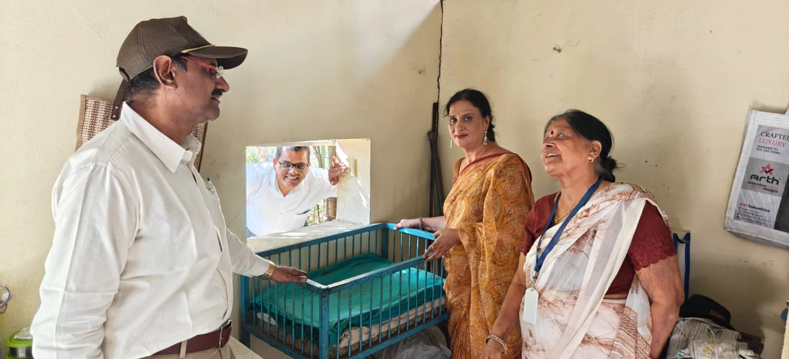 एडिशनल डायरेक्टर डॉ. संध्या व्यास ने किया अशासकीय संस्था संजीवनी का अवलोकन
